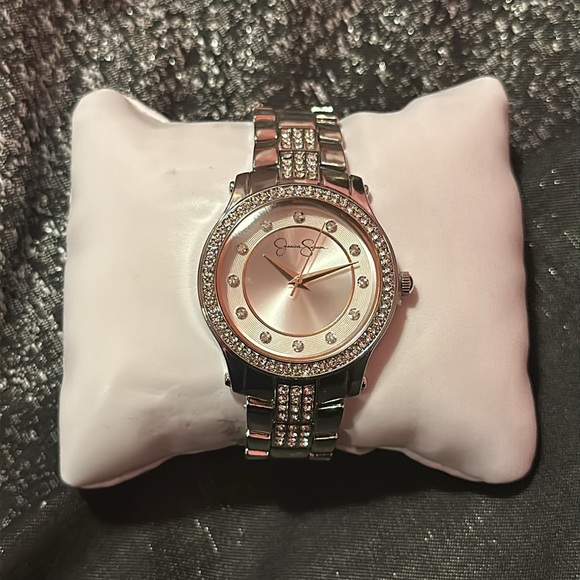 JESSICA SIMPSON BRACELET WATCH - Picture 3 of 4